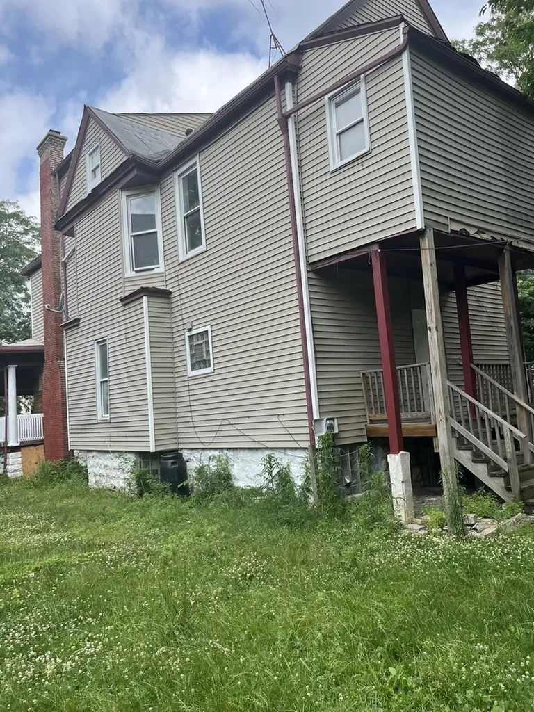 7225 South Princeton Avenue Chicago IL 60621