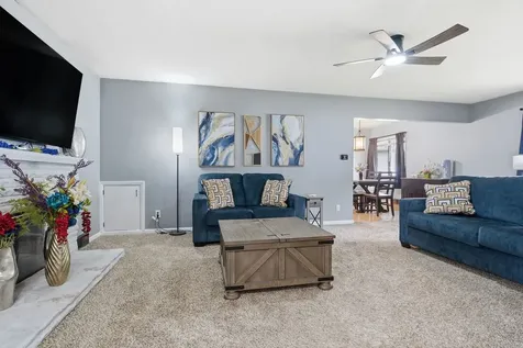 211 West Willow Street Fairbury IL 61739