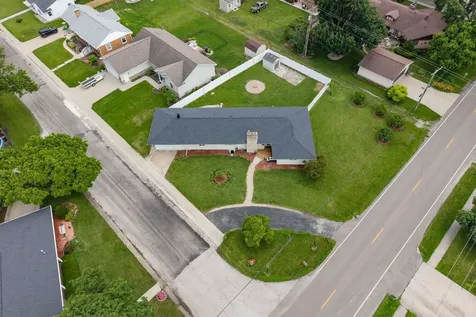 211 West Willow Street Fairbury IL 61739