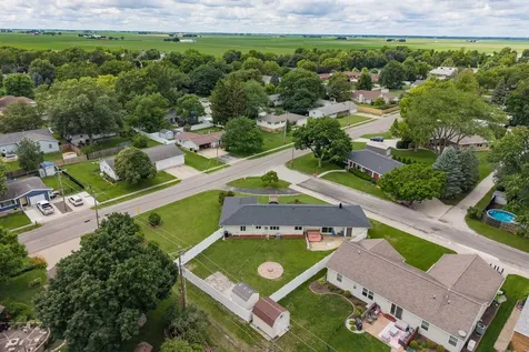 211 West Willow Street Fairbury IL 61739
