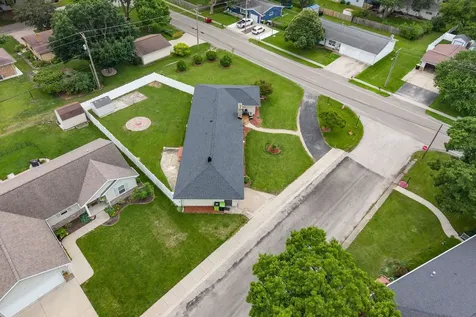 211 West Willow Street Fairbury IL 61739