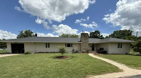 211 West Willow Street Fairbury IL 61739