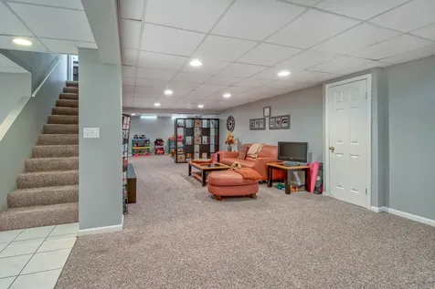 1337 Saddlebrook Road Bartlett IL 60103