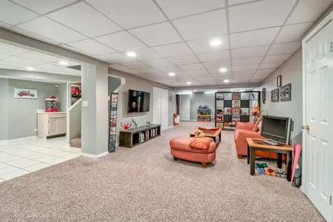 1337 Saddlebrook Road Bartlett IL 60103