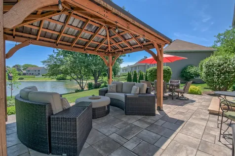 1337 Saddlebrook Road Bartlett IL 60103