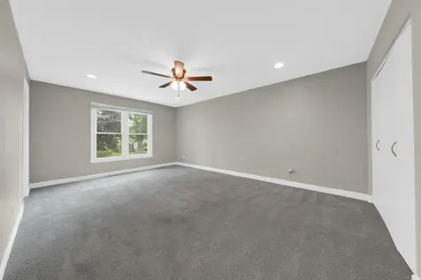 31 French Court Mundelein IL 60060