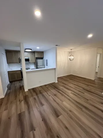 108 Glengarry Drive Bloomingdale IL 60108
