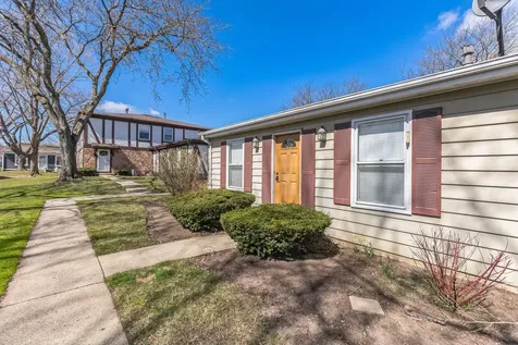 307 Farmington Lane Vernon Hills IL 60061