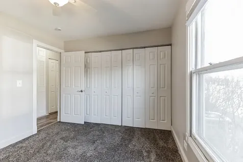 307 Farmington Lane Vernon Hills IL 60061