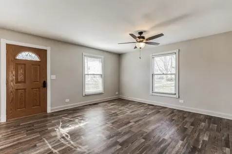 307 Farmington Lane Vernon Hills IL 60061