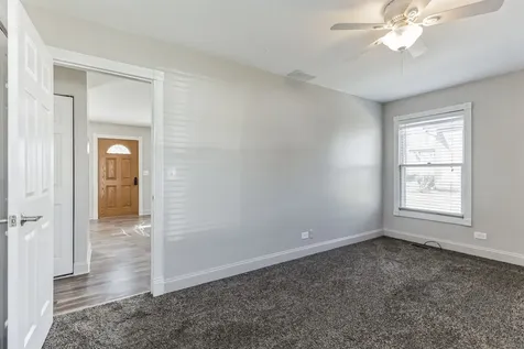 307 Farmington Lane Vernon Hills IL 60061