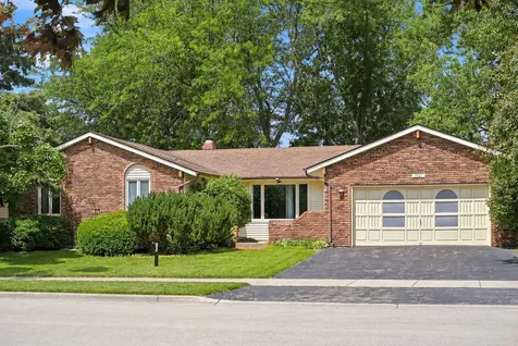 1621 Sleepy Hollow Lane Dekalb IL 60115