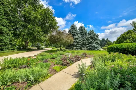41W165 Dillonfield Drive Elburn IL 60119