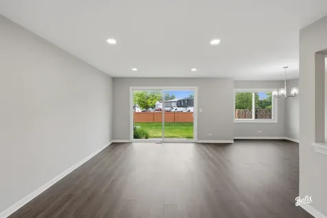 888 Swan Boulevard Deerfield IL 60015