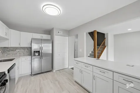 888 Swan Boulevard Deerfield IL 60015