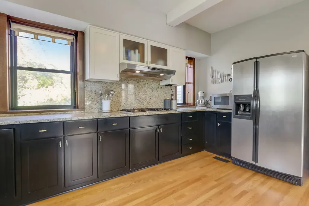 835 North Ellsworth Street Naperville IL 60563