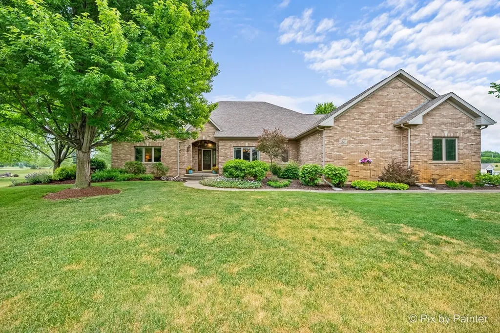 8316 Eagle Ridge Spring Grove IL 60081