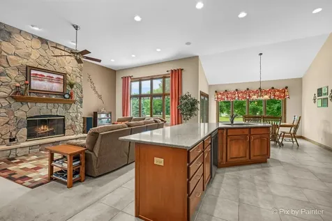 8316 Eagle Ridge Spring Grove IL 60081