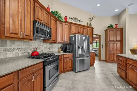 8316 Eagle Ridge Spring Grove IL 60081
