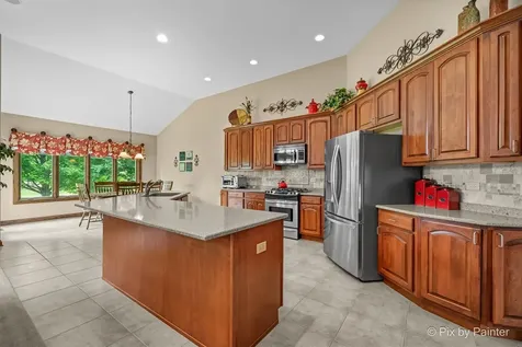 8316 Eagle Ridge Spring Grove IL 60081
