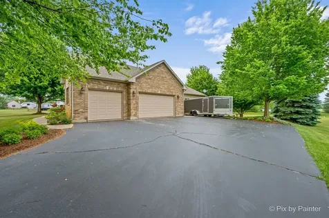 8316 Eagle Ridge Spring Grove IL 60081