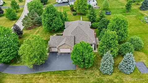 8316 Eagle Ridge Spring Grove IL 60081
