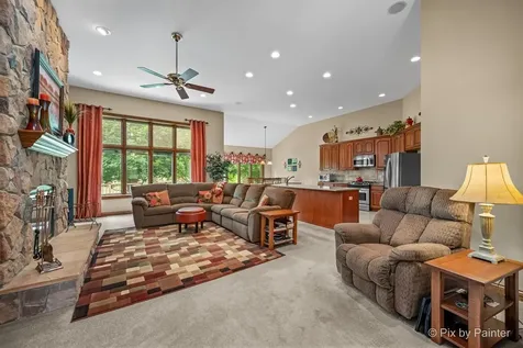 8316 Eagle Ridge Spring Grove IL 60081