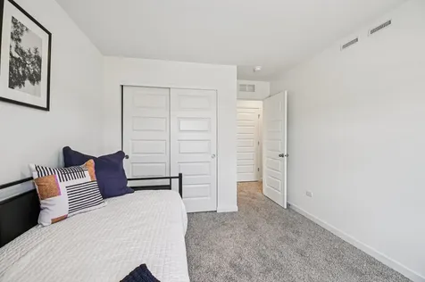2417 Semillon Street Oswego IL 60543