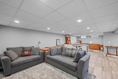 705 North Drury Lane Arlington Heights IL 60004