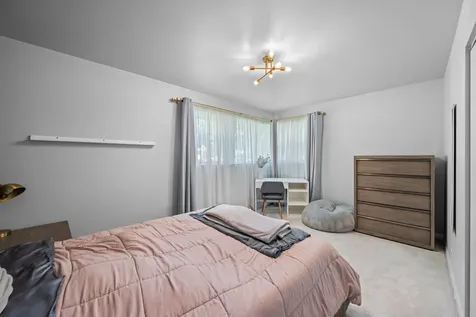 705 North Drury Lane Arlington Heights IL 60004