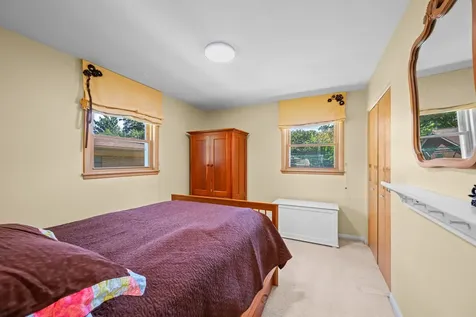 705 North Drury Lane Arlington Heights IL 60004