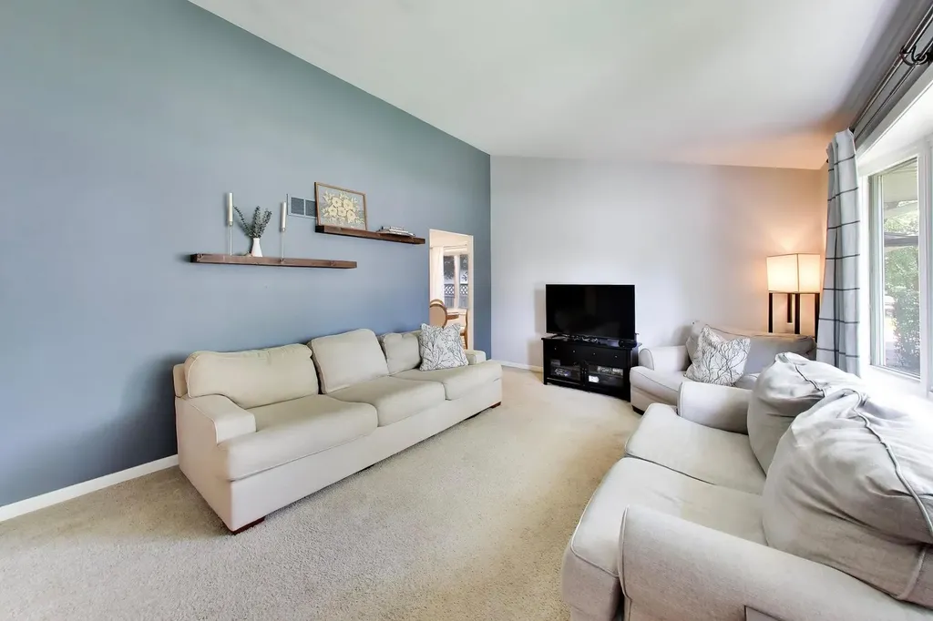 6503 Bazz Drive Plainfield IL 60586