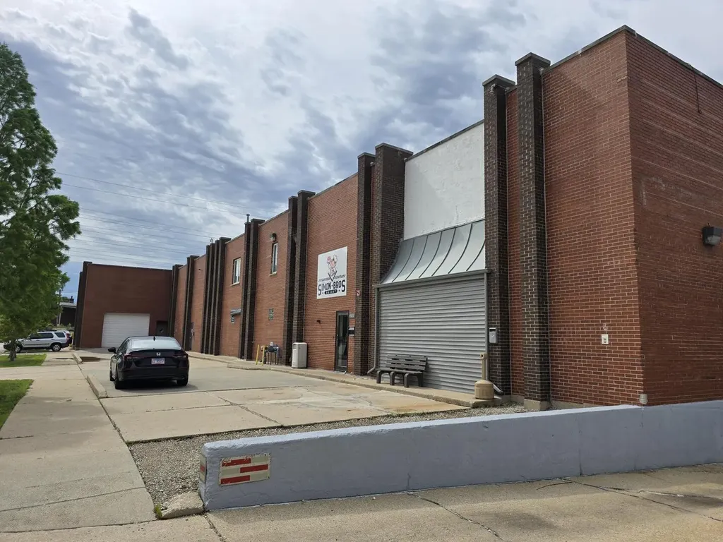 4820 West Washington Street Skokie IL 60076