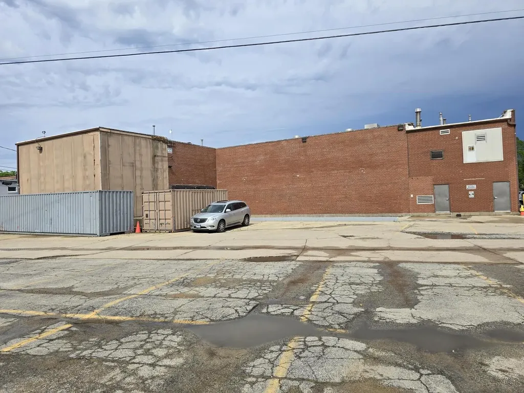 4820 West Washington Street Skokie IL 60076