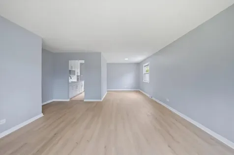 14018 South Finley Avenue Robbins IL 60472