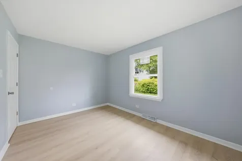 14018 South Finley Avenue Robbins IL 60472