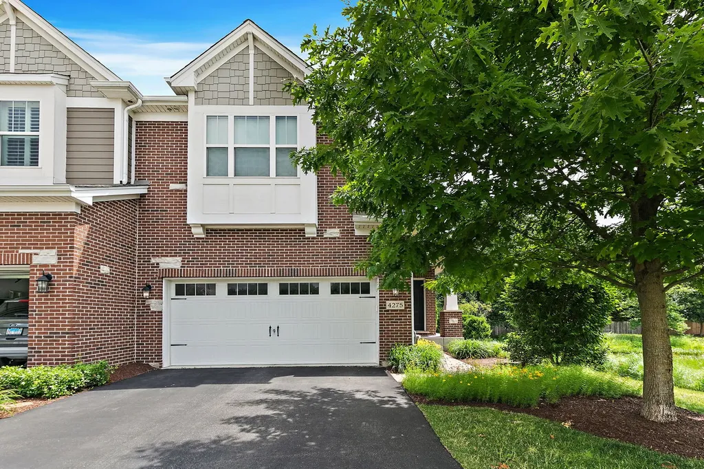4275 Fiona Lane Lisle IL 60532