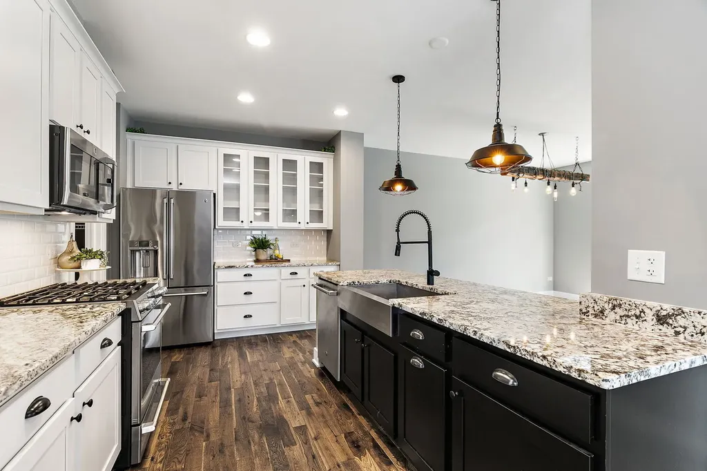 4275 Fiona Lane Lisle IL 60532