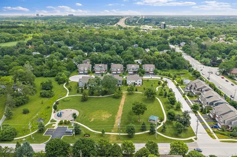 4275 Fiona Lane Lisle IL 60532