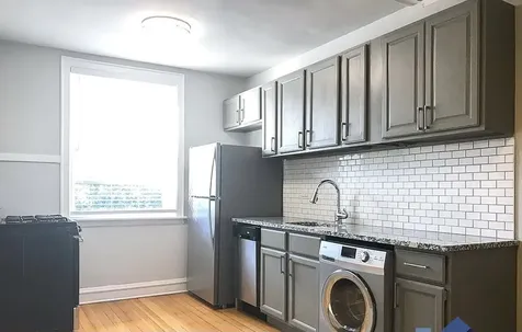 4858 North Hermitage Avenue Chicago IL 60640