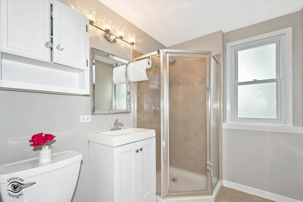 589 Inverness Road Lisle IL 60532