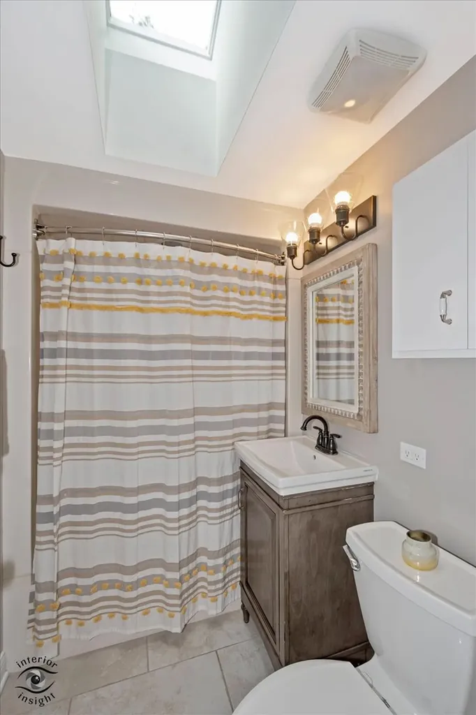 589 Inverness Road Lisle IL 60532
