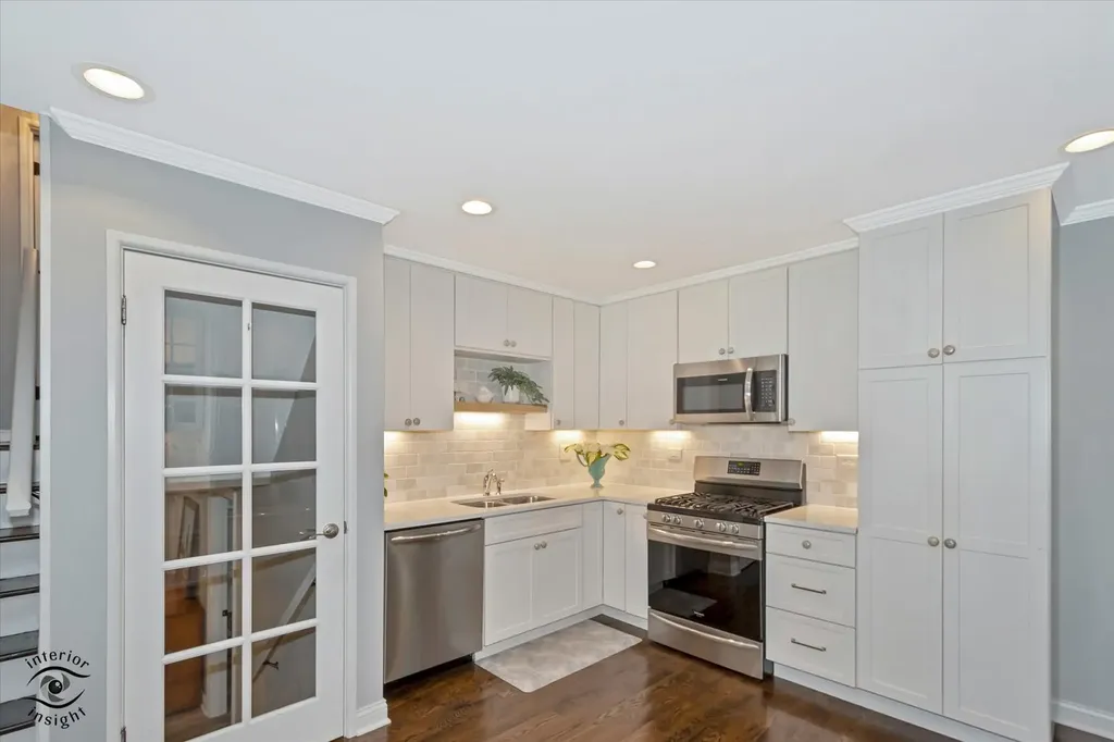 589 Inverness Road Lisle IL 60532