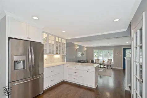 589 Inverness Road Lisle IL 60532