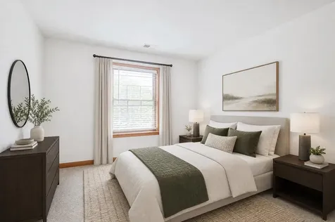 220 Oak Knoll Court Schaumburg IL 60193