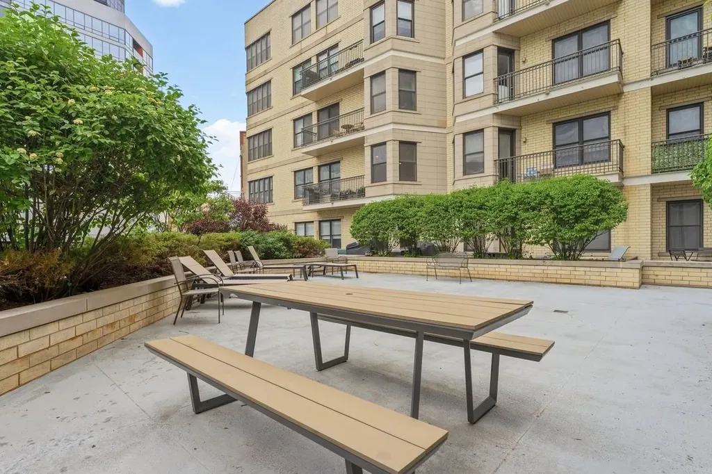 520 North Halsted Street Chicago IL 60642