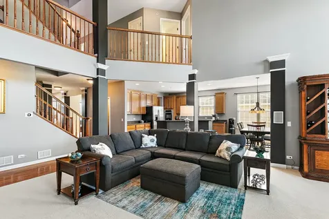 2700 Oak Drive West Dundee IL 60118