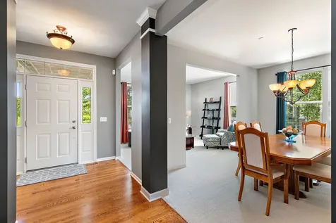 2700 Oak Drive West Dundee IL 60118