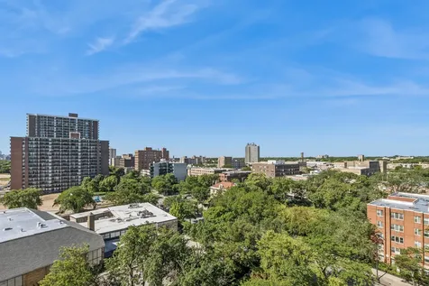 6007 North Sheridan Road Chicago IL 60660