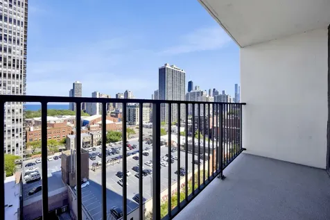 1636 North Wells Street Chicago IL 60614